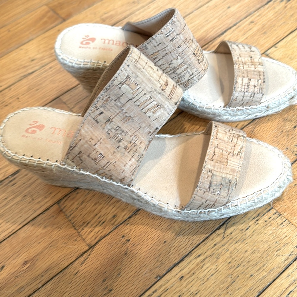 Macarena wedge sandals - NEVER WORN!